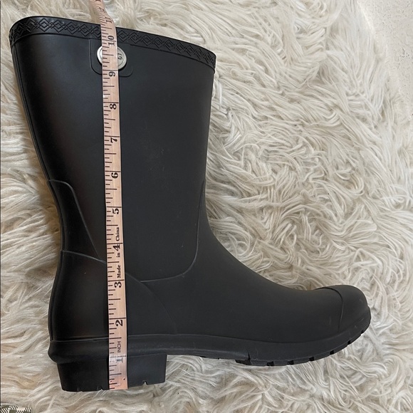 UGG Sienna Matte Rain Rubber Boots Slip On Black 1100510 Size 9 Warm & Cozy NEW - Picture 13 of 15